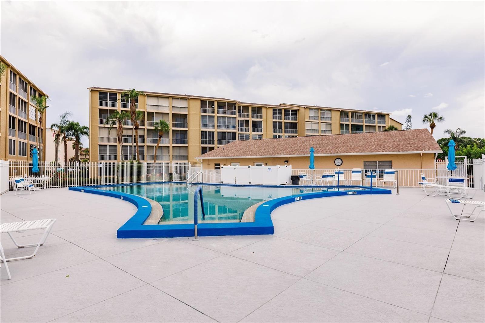 3785 LAKE BAYSHORE DR #H-405