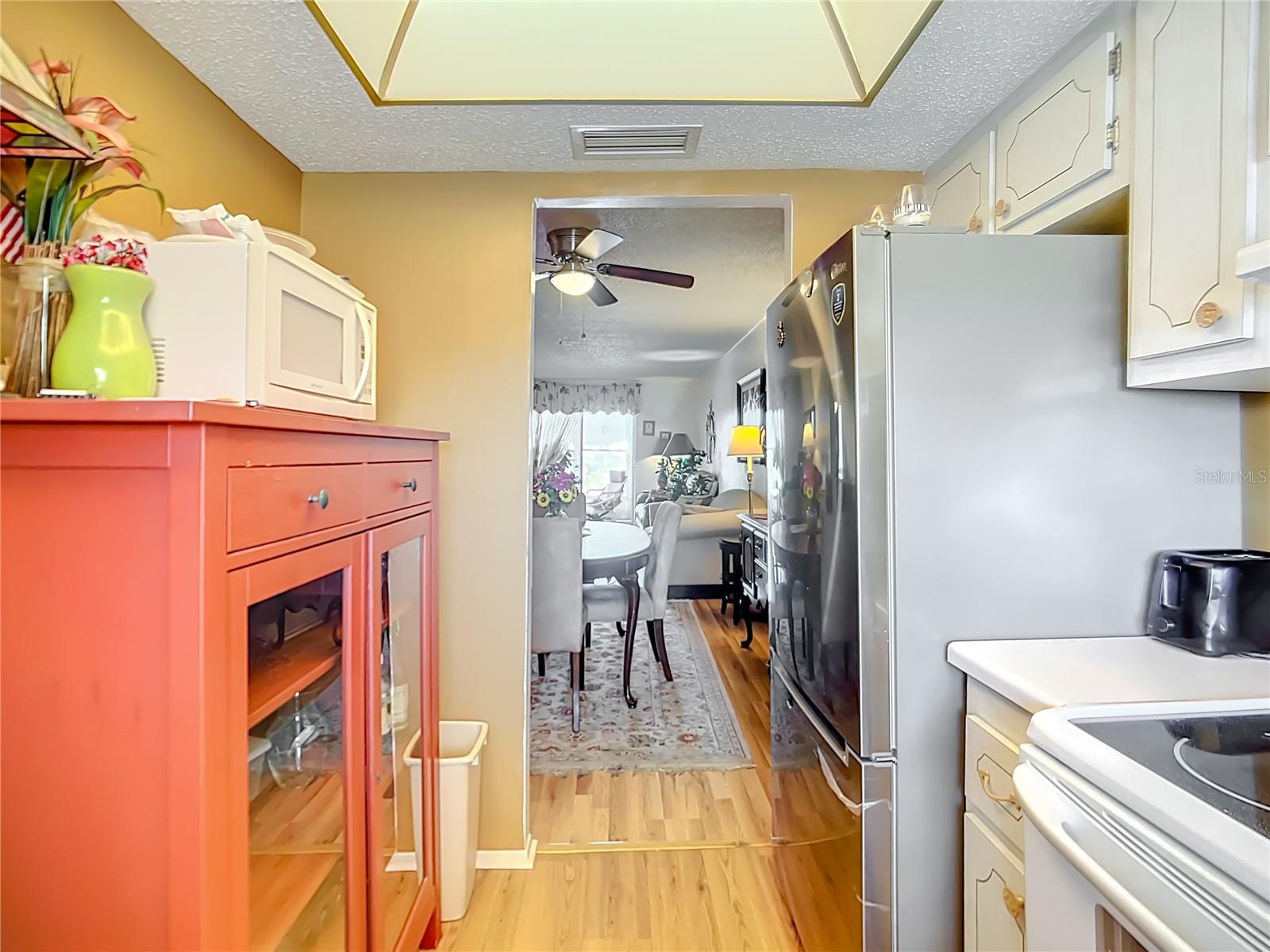 3785 LAKE BAYSHORE DR #H-405