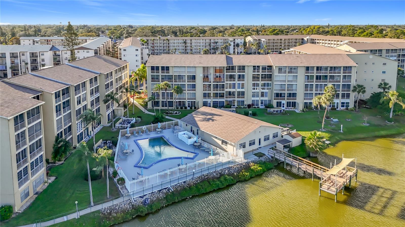 3785 LAKE BAYSHORE DR #H-405