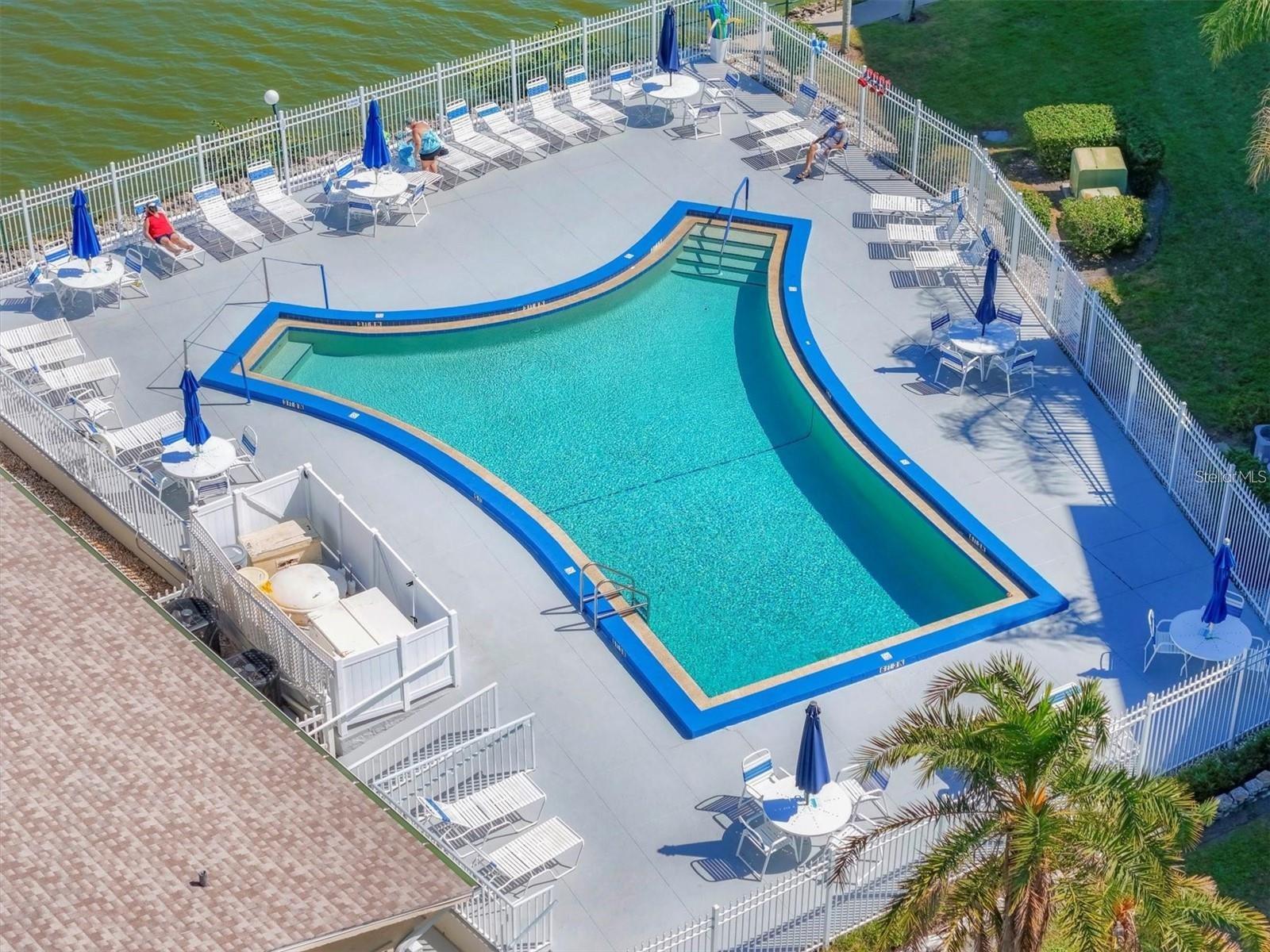 3785 LAKE BAYSHORE DR #H-405