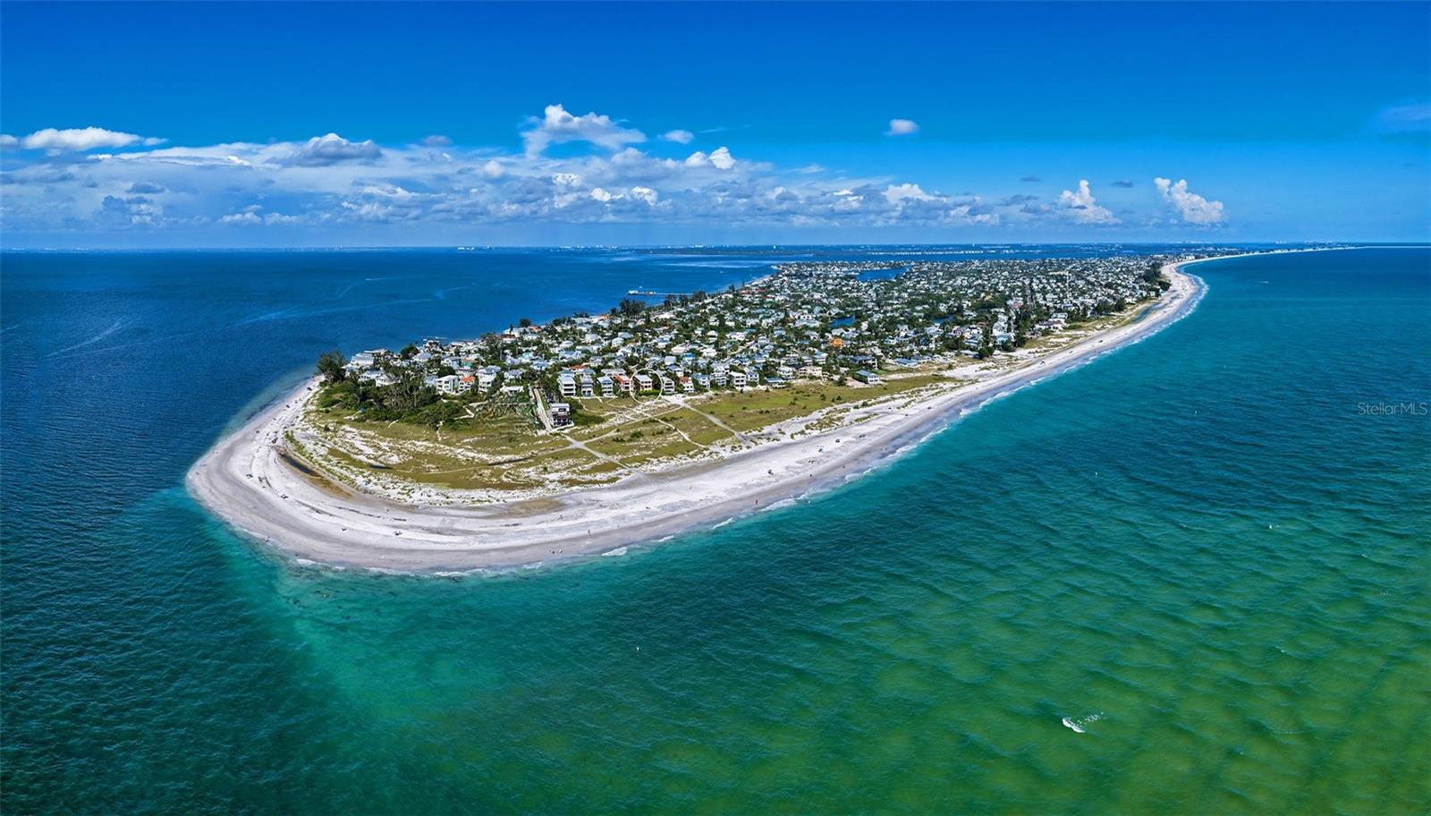 801 N SHORE DR