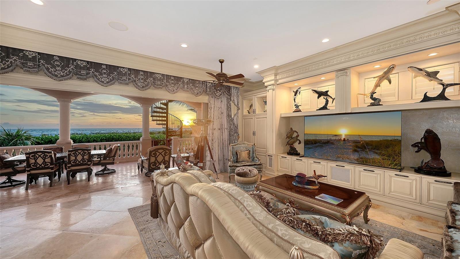 801 N SHORE DR