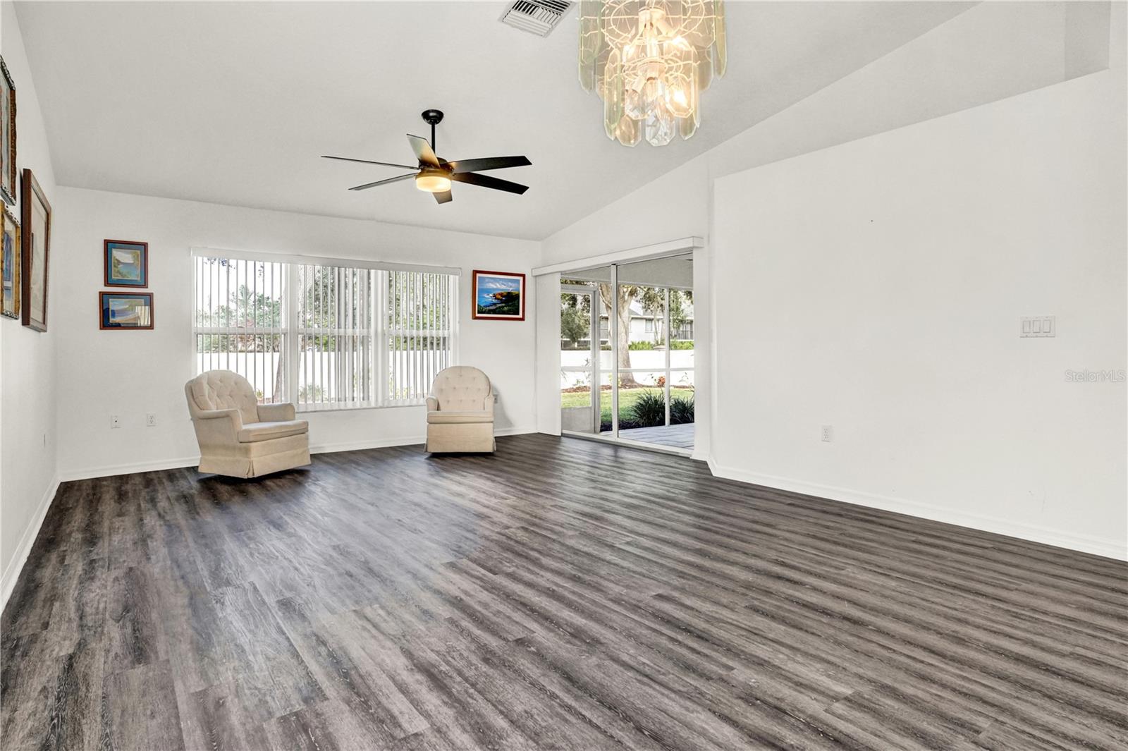 6228 COUNTRY CLUB WAY