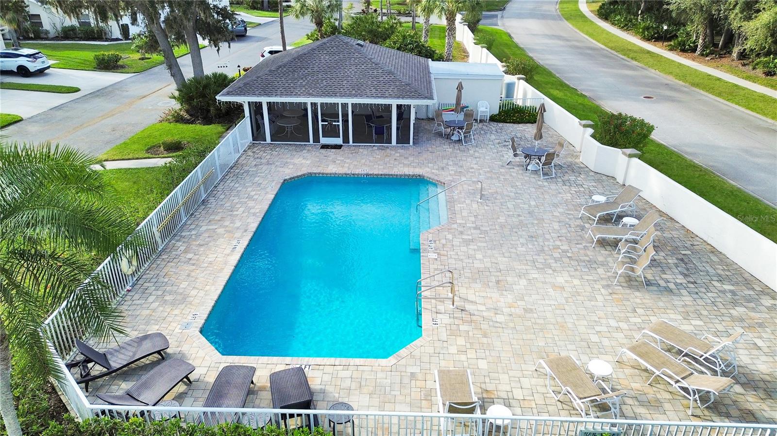 6228 COUNTRY CLUB WAY