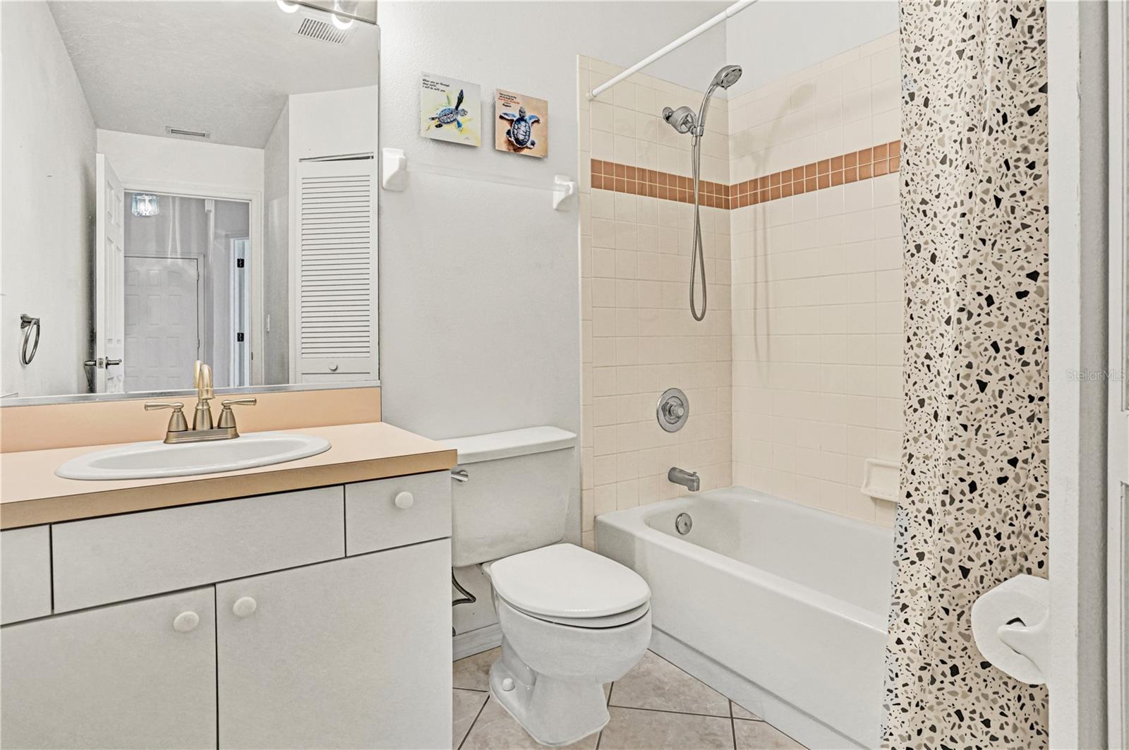 6228 COUNTRY CLUB WAY