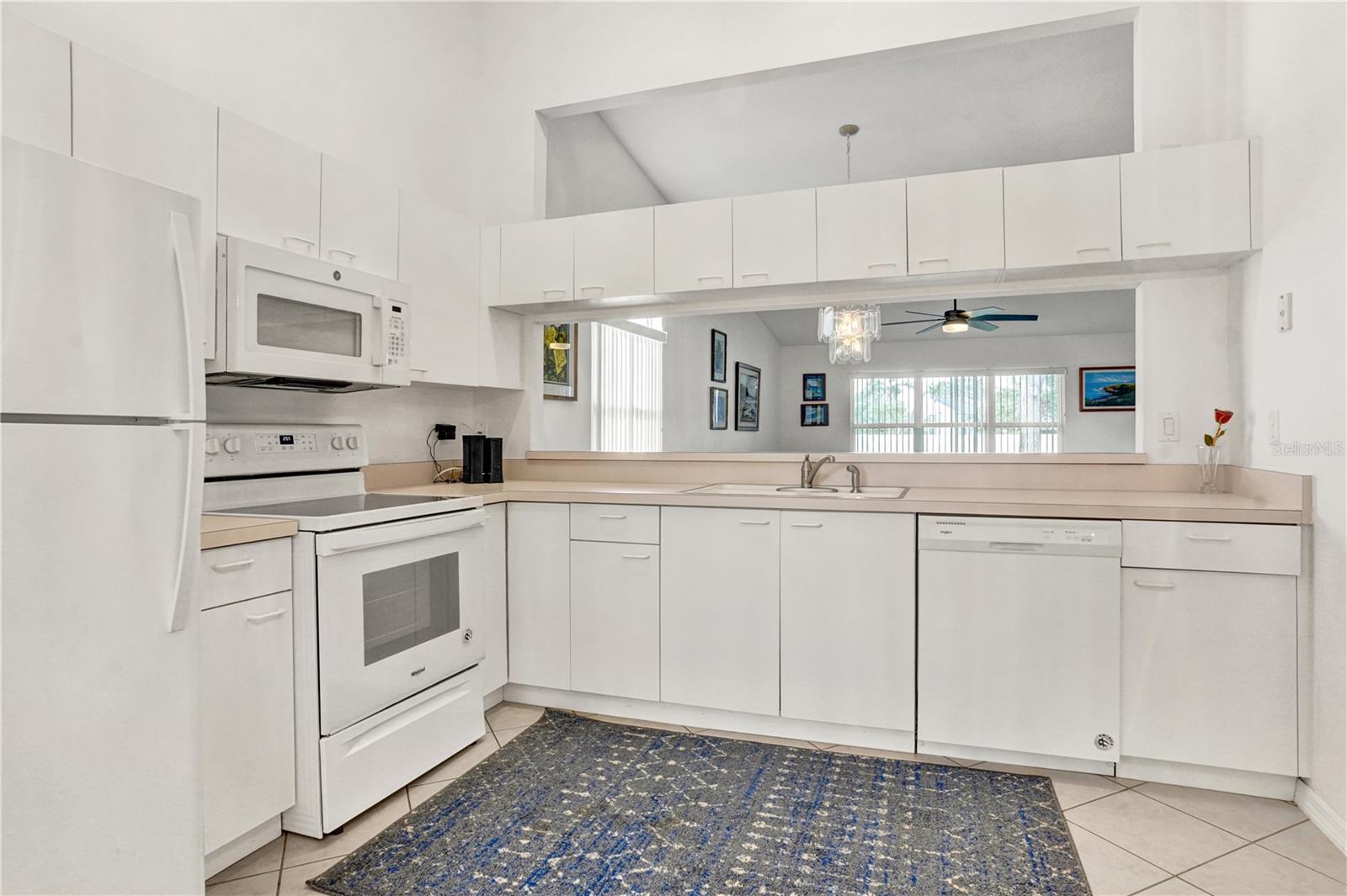 6228 COUNTRY CLUB WAY