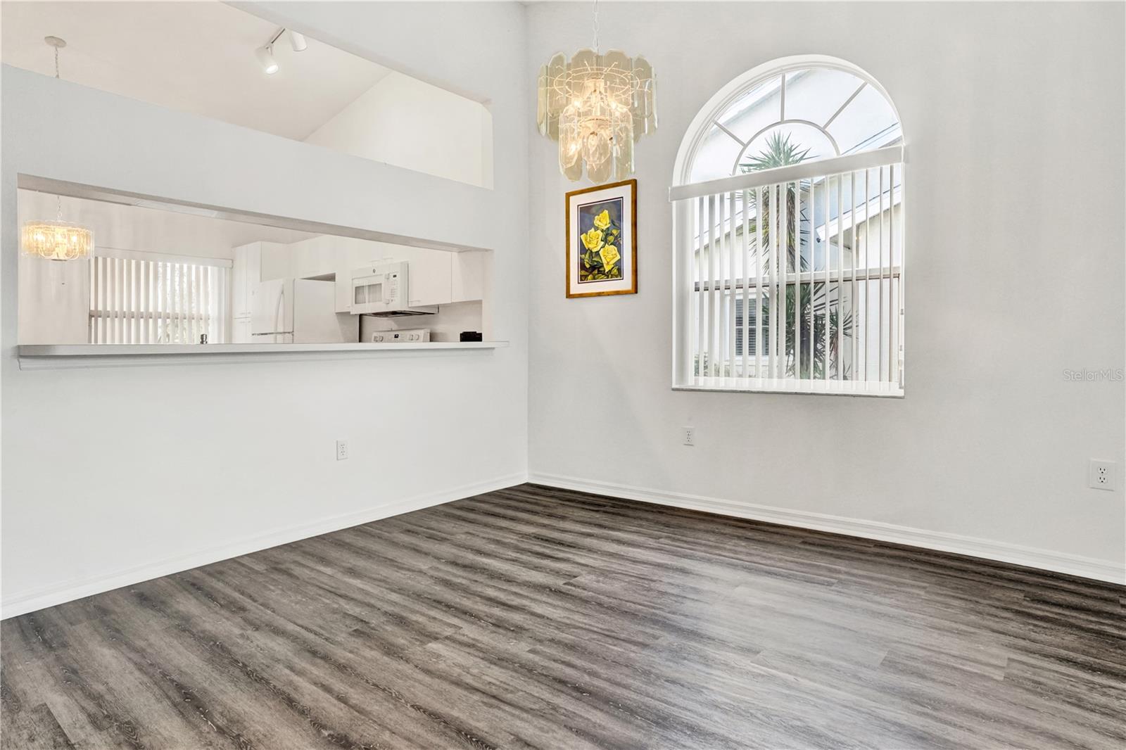 6228 COUNTRY CLUB WAY