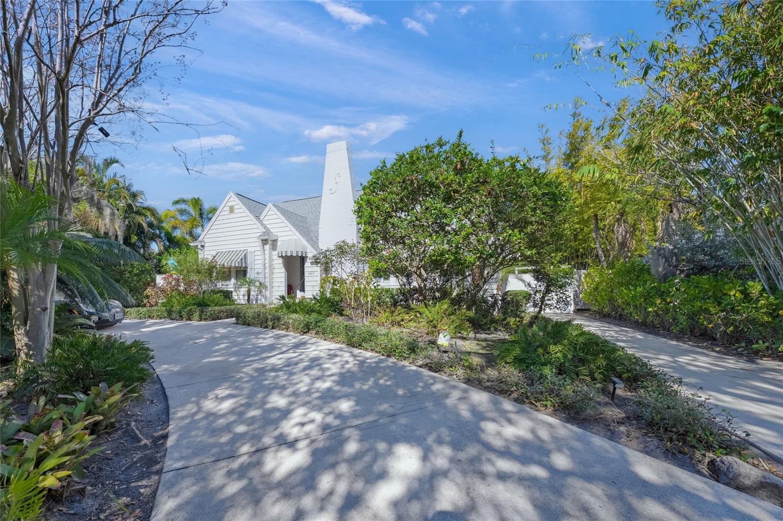 1917 BAHIA VISTA ST