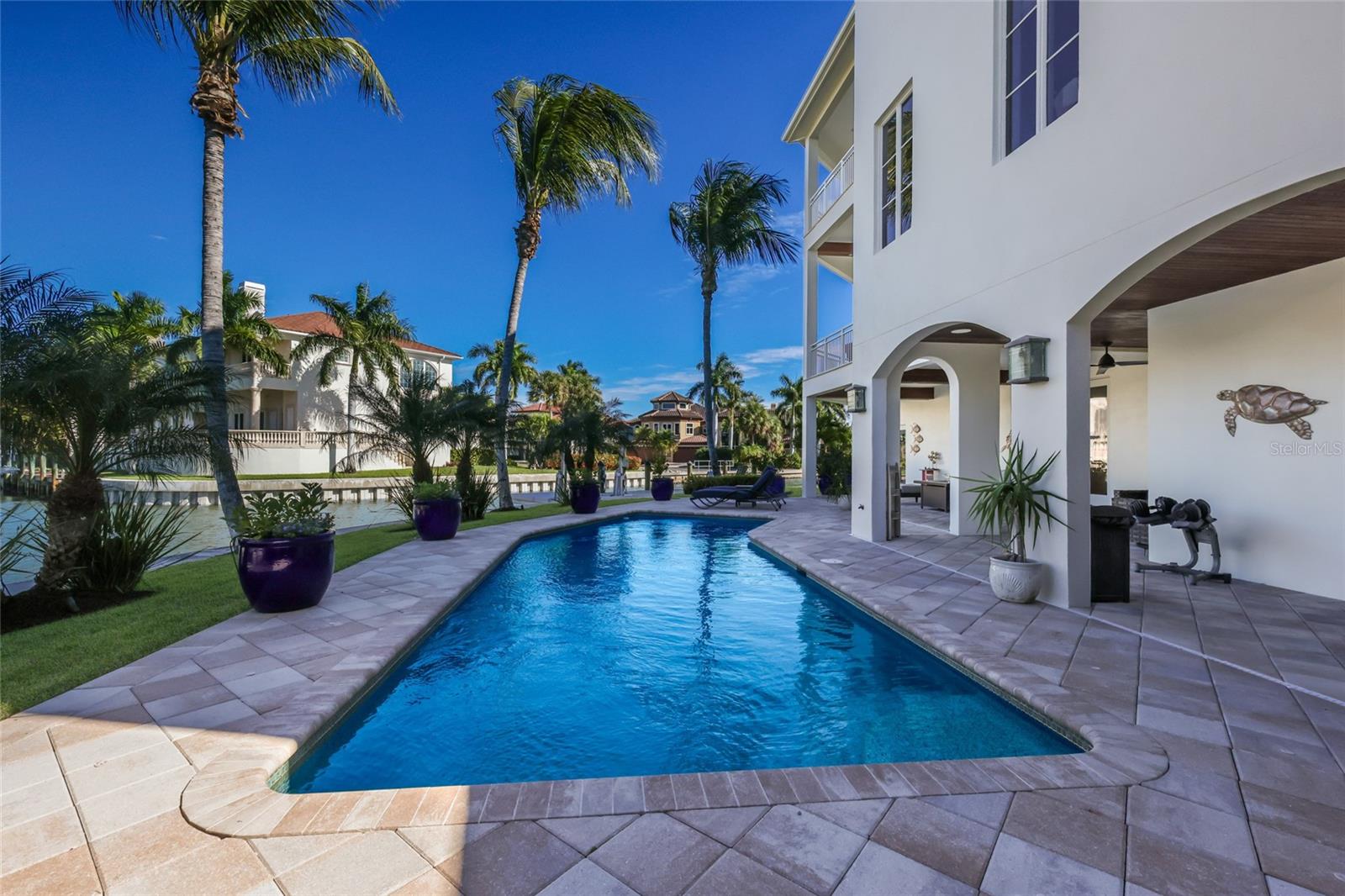 750 SIESTA KEY CIR