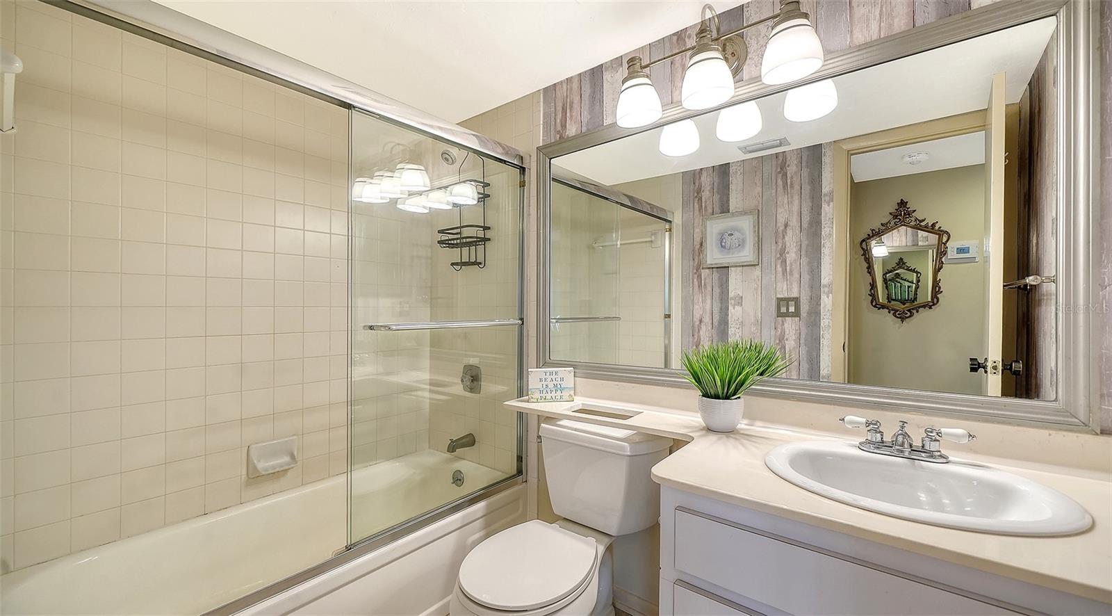 6204 MIDNIGHT PASS RD #205