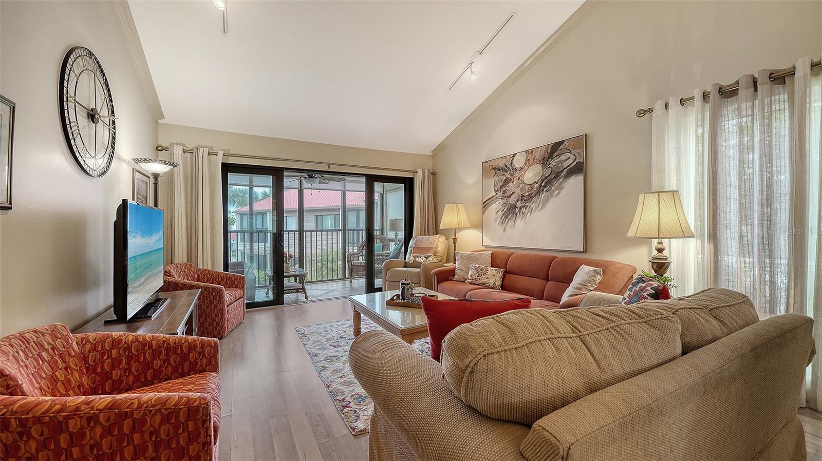 6204 MIDNIGHT PASS RD #205