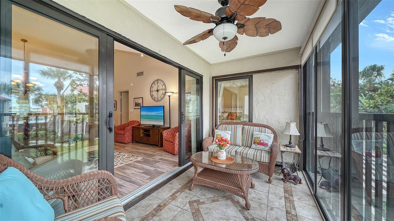 6204 MIDNIGHT PASS RD #205