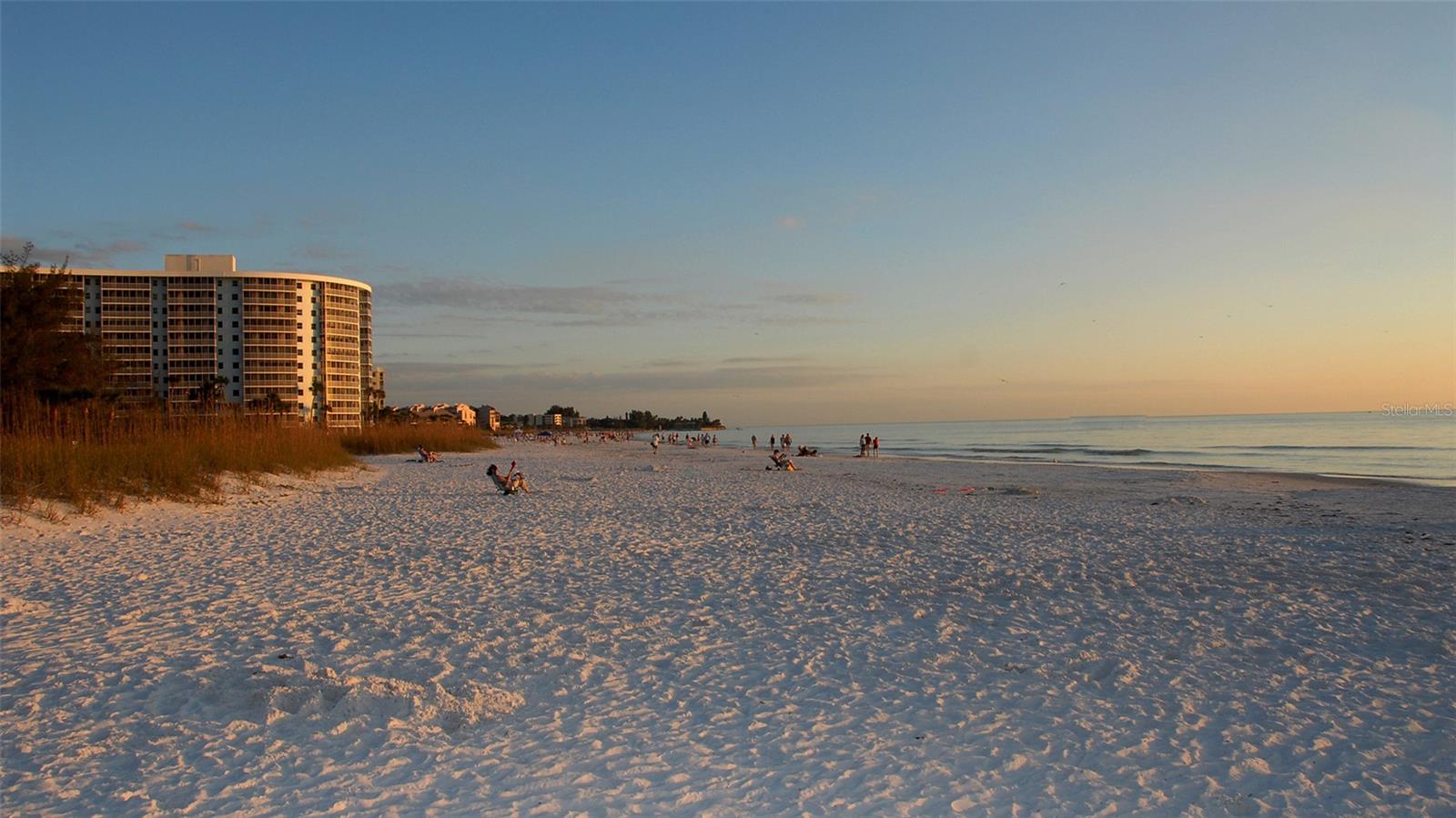 6204 MIDNIGHT PASS RD #205