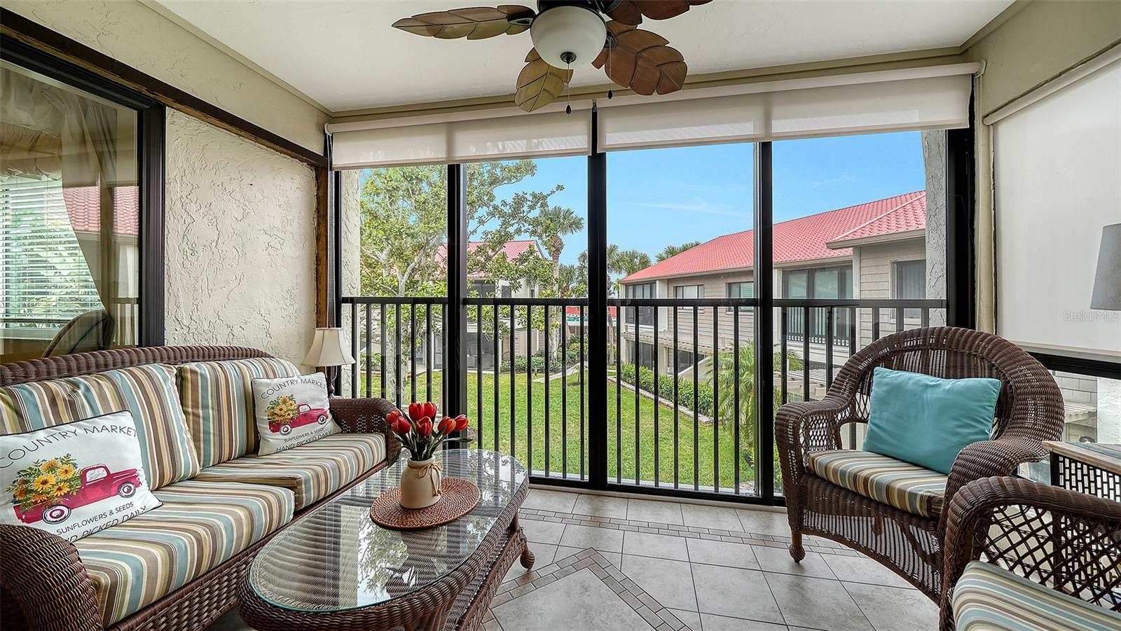 6204 MIDNIGHT PASS RD #205