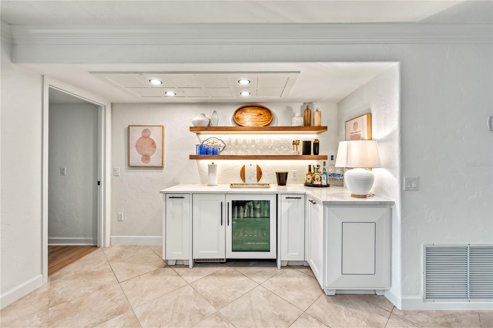 5880 MIDNIGHT PASS RD #210