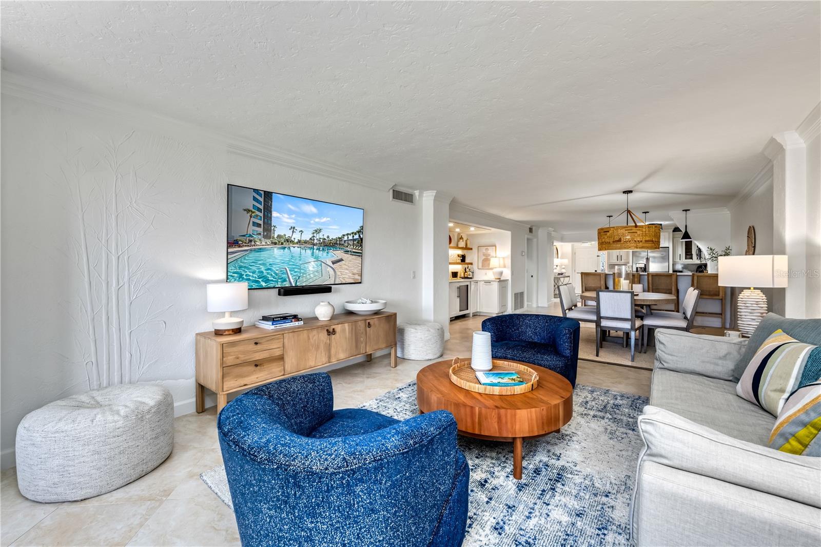 5880 MIDNIGHT PASS RD #210