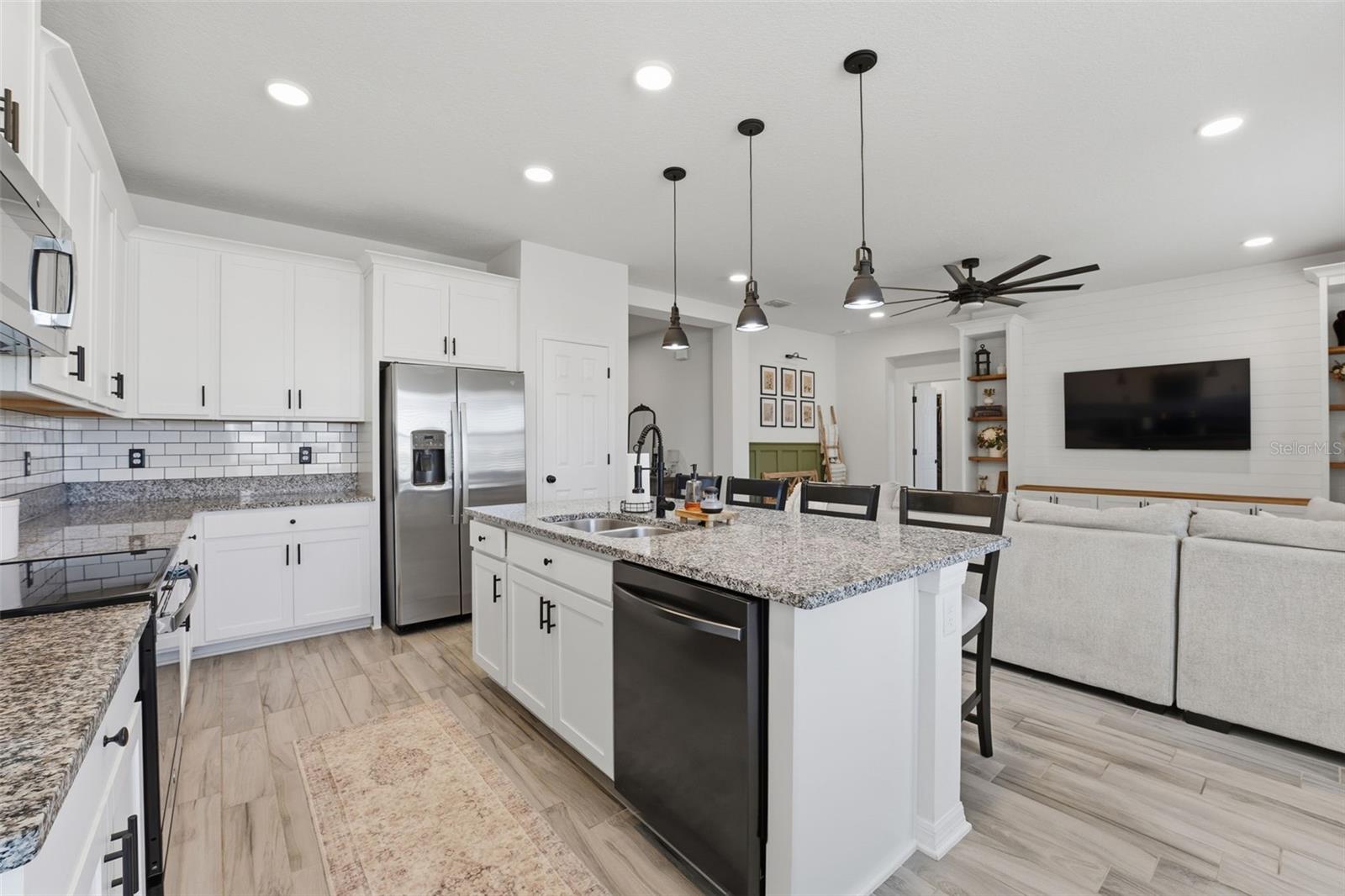 3010 MARINE GRASS DR