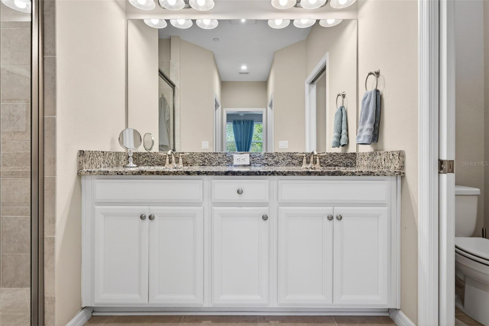 13822 MESSINA LOOP #103