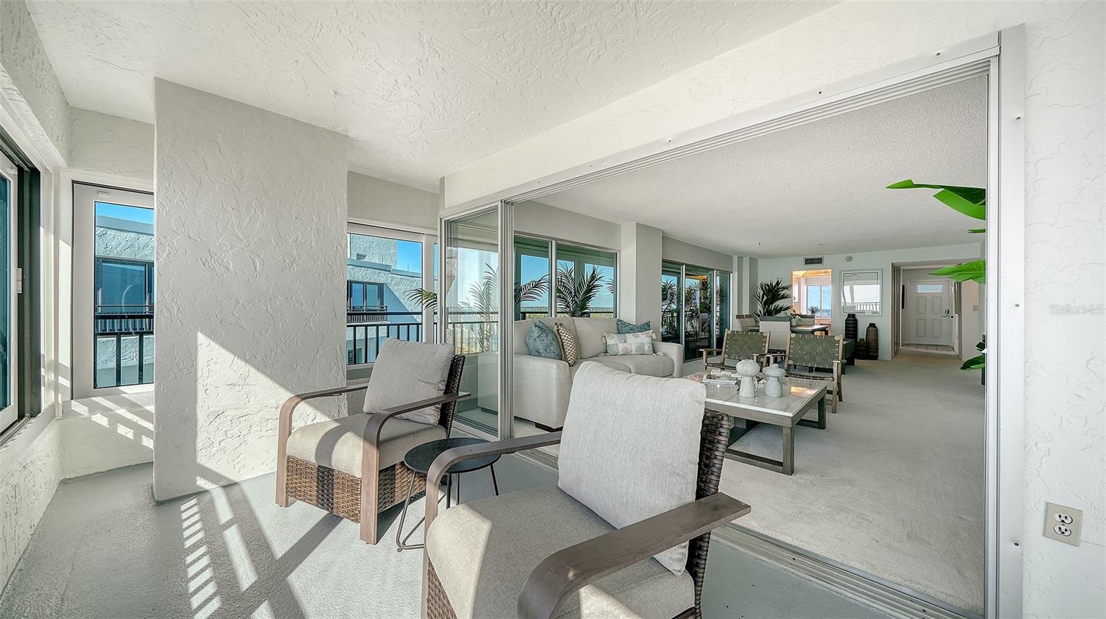 20 WHISPERING SANDS DR #1201