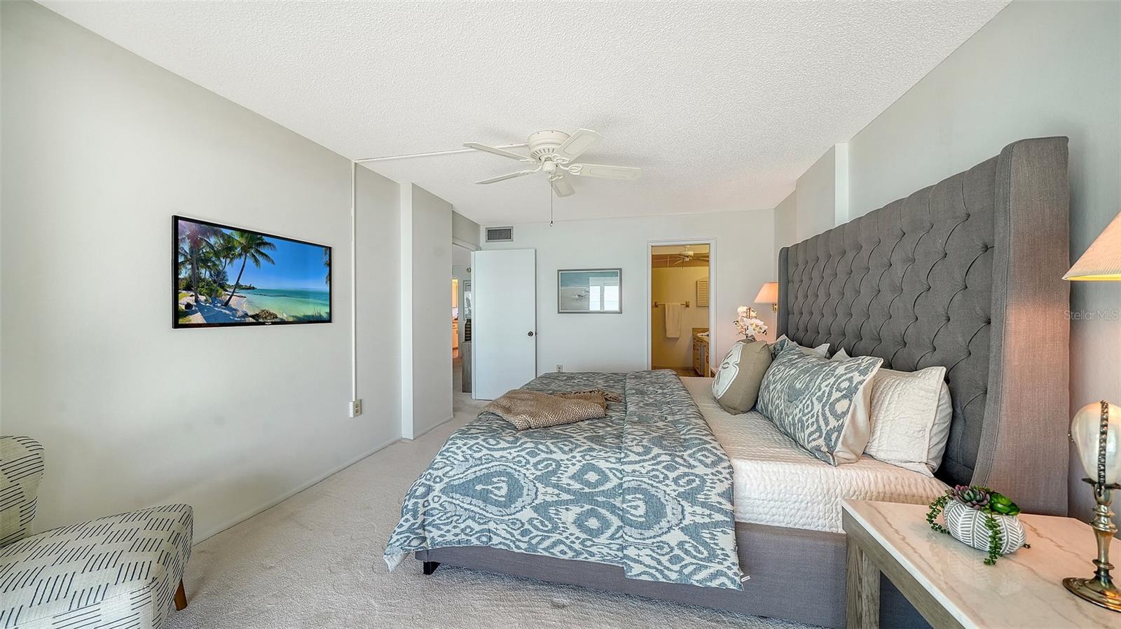 20 WHISPERING SANDS DR #1201