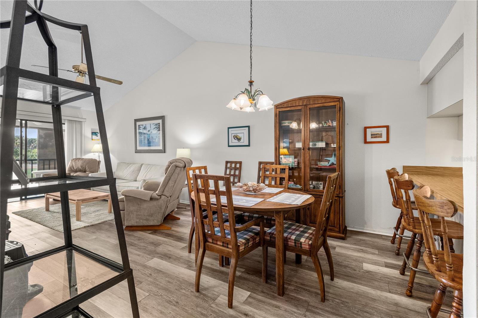 922 CAPRI ISLES BLVD #217