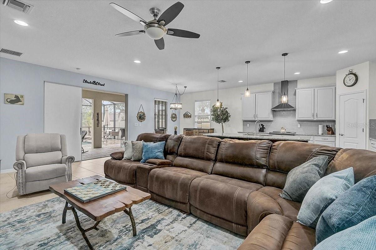 7893 PEACEFUL PAR DR