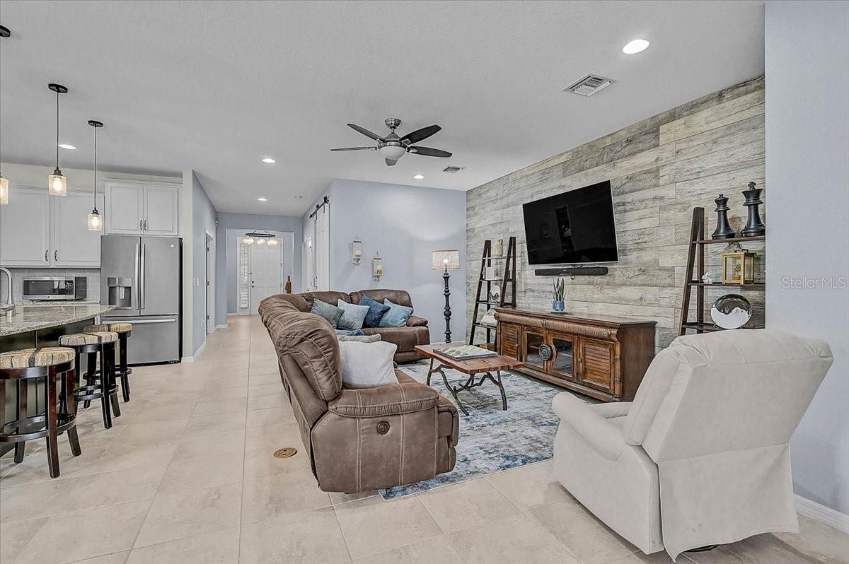 7893 PEACEFUL PAR DR