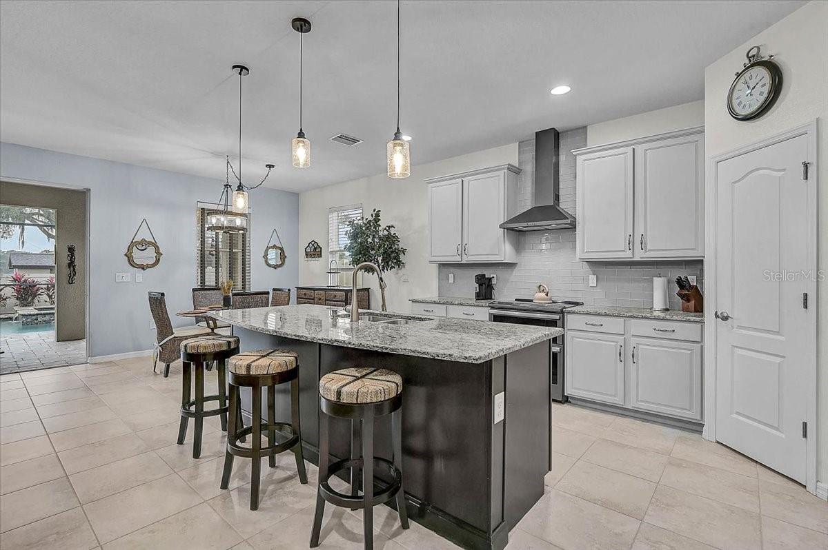 7893 PEACEFUL PAR DR