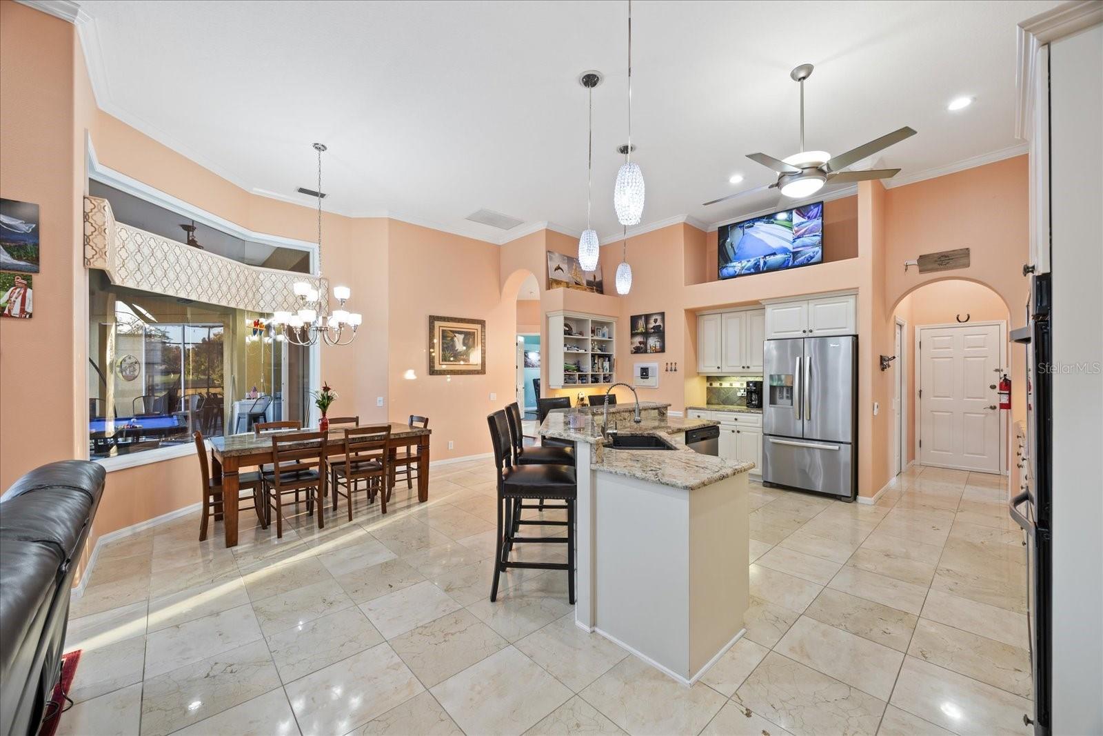 6107 GLEN ABBEY LN