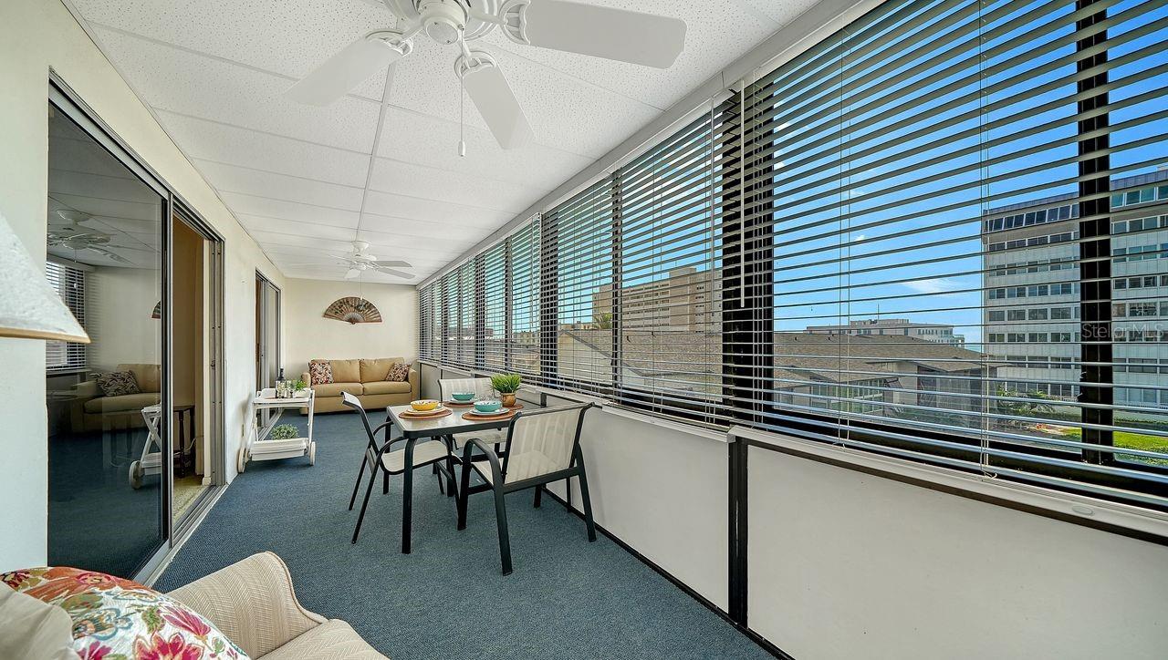 1125 W PEPPERTREE DR #302