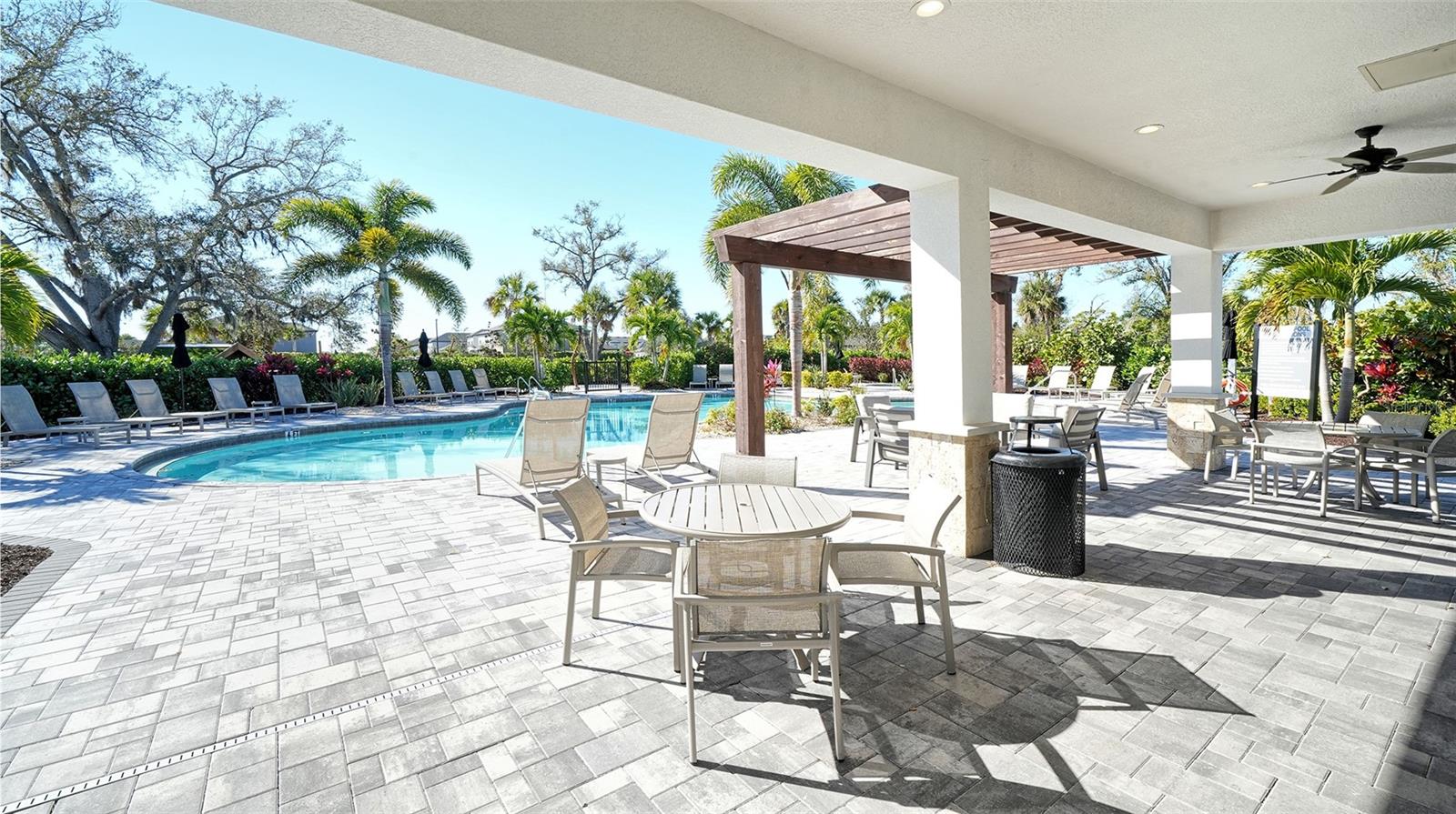 15312 SHADY PALMS LN