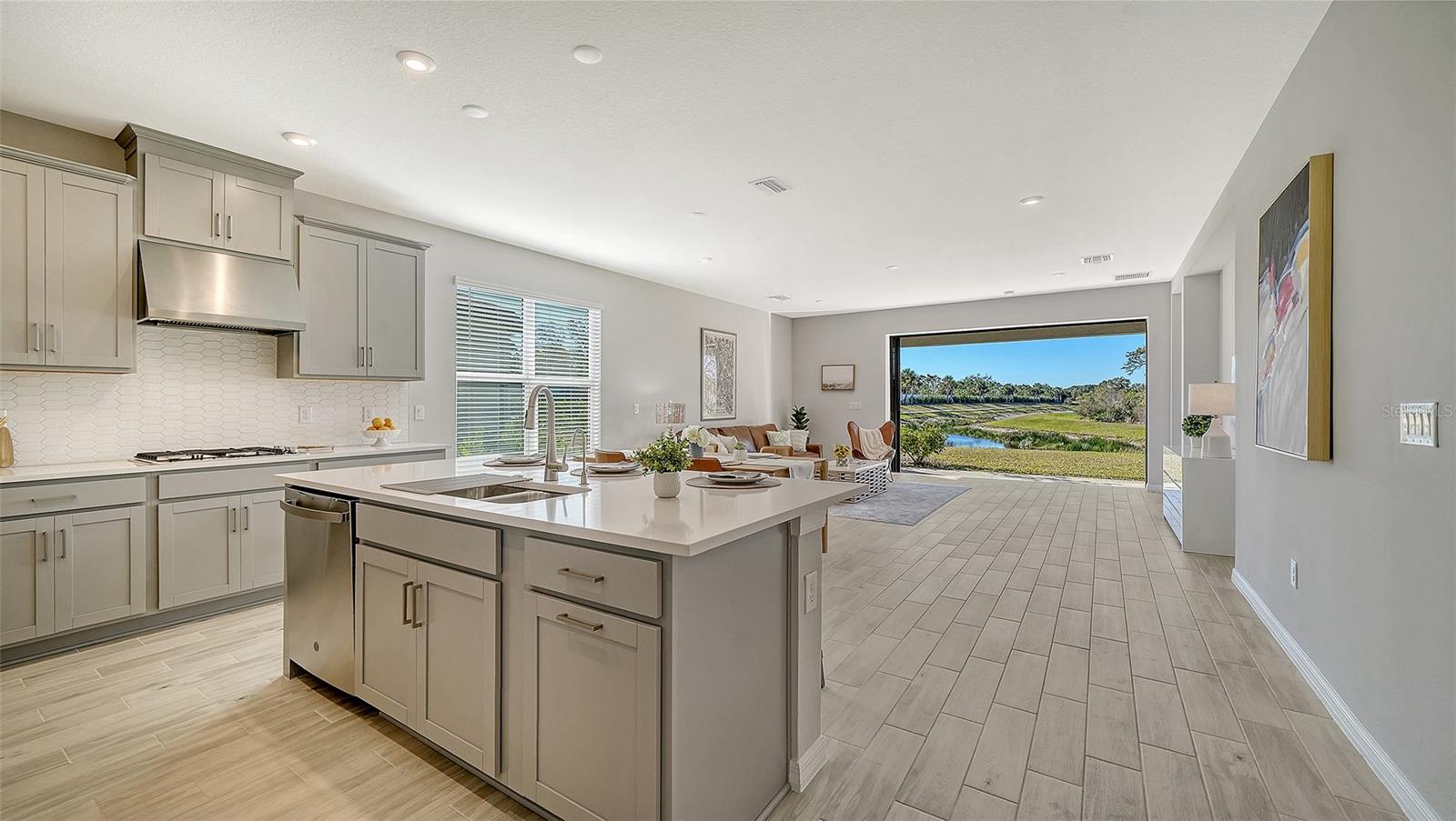 15312 SHADY PALMS LN