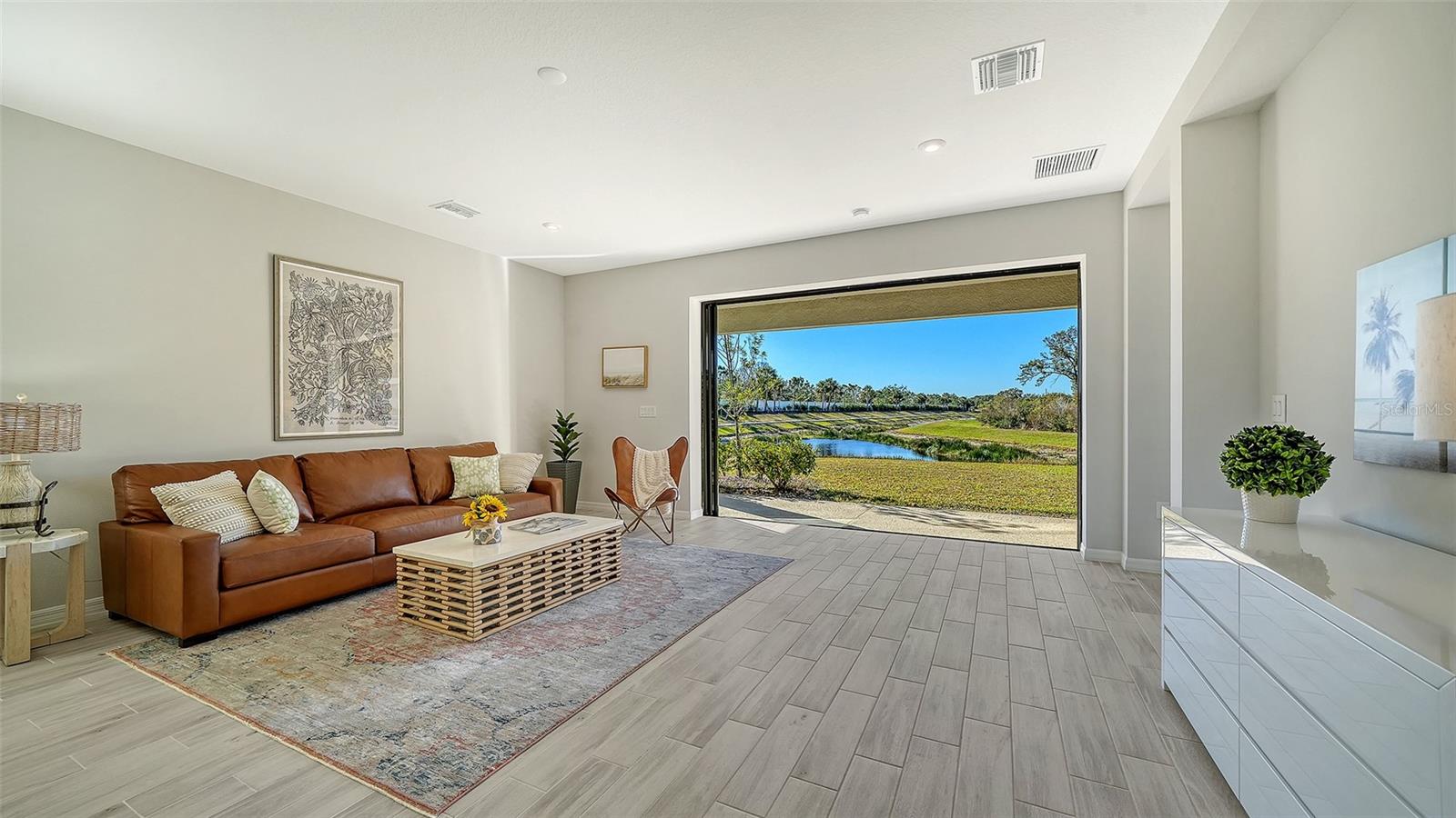 15312 SHADY PALMS LN