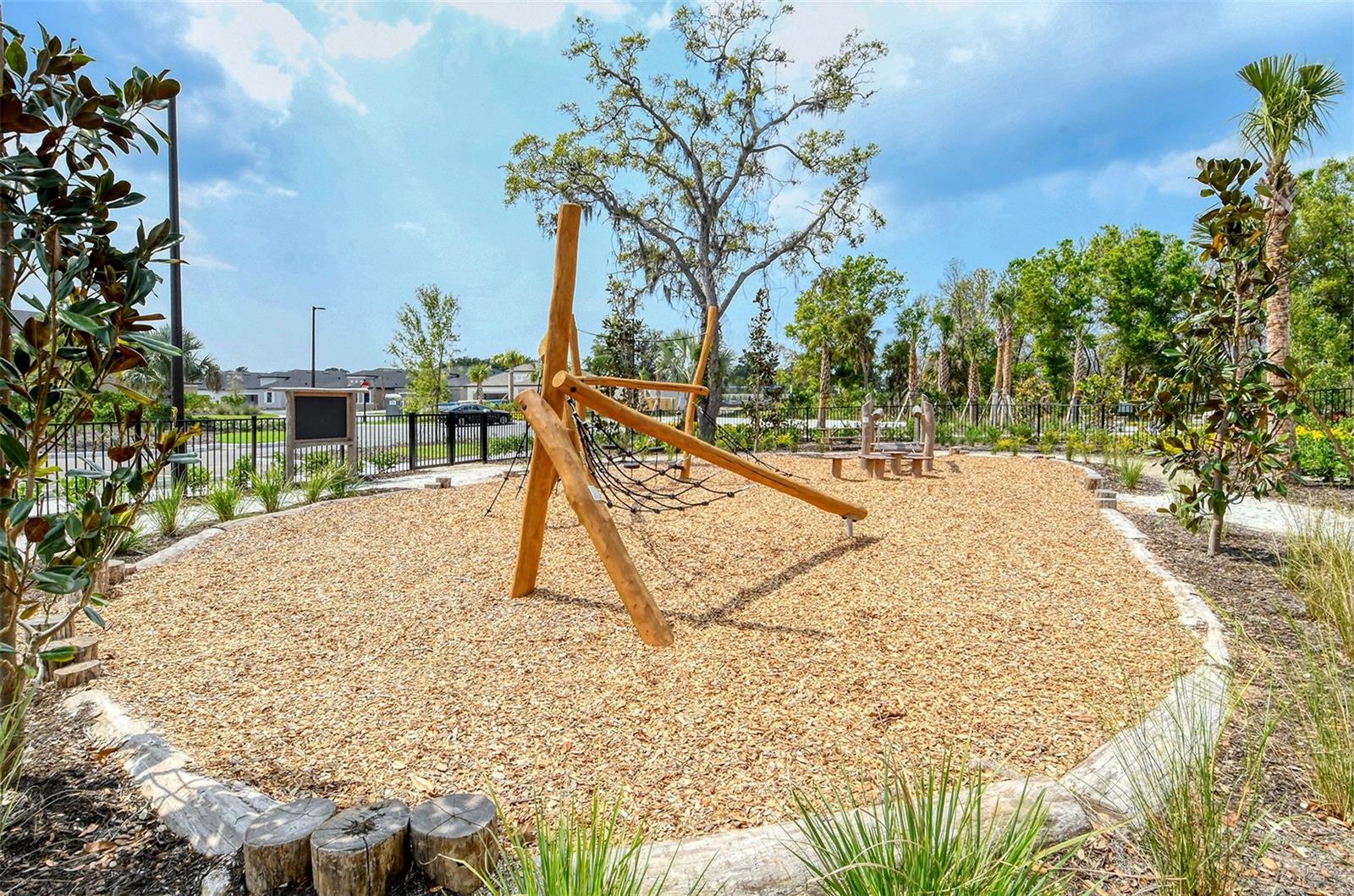 15312 SHADY PALMS LN