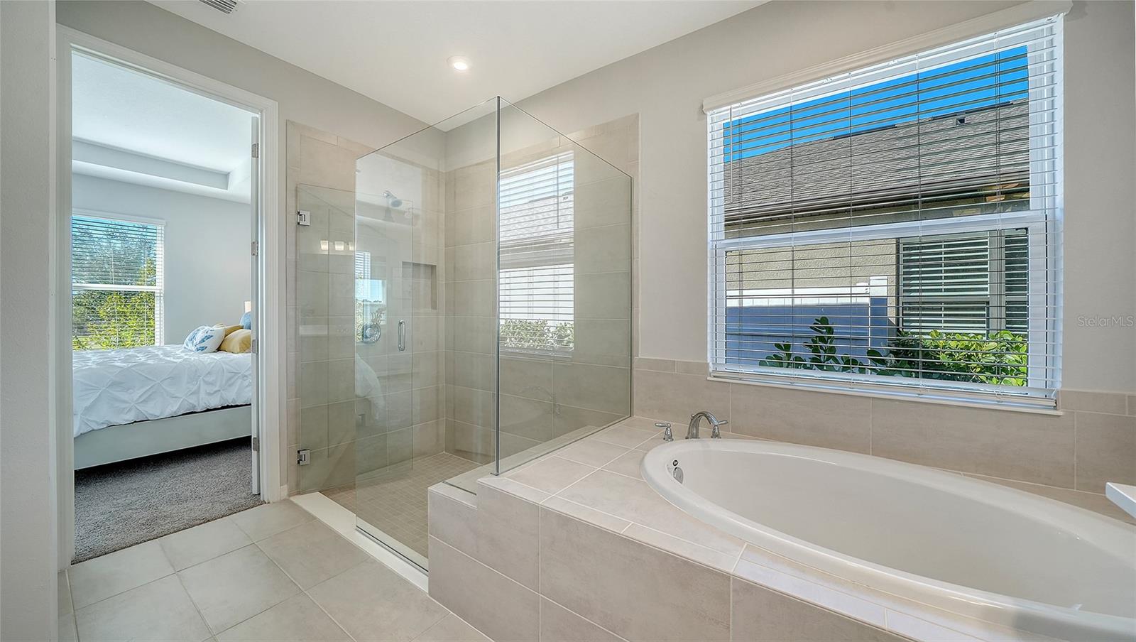 15312 SHADY PALMS LN