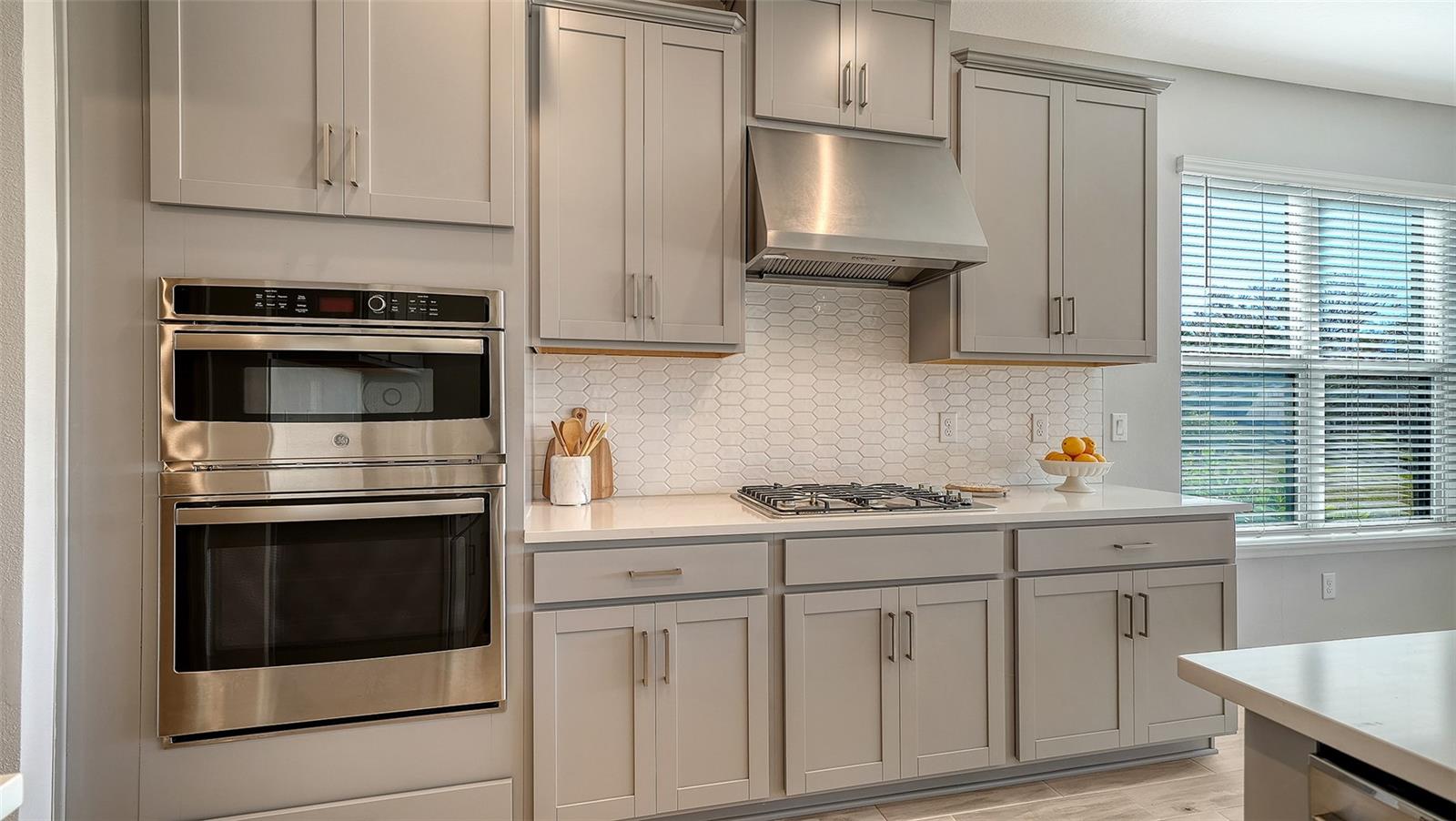 15312 SHADY PALMS LN