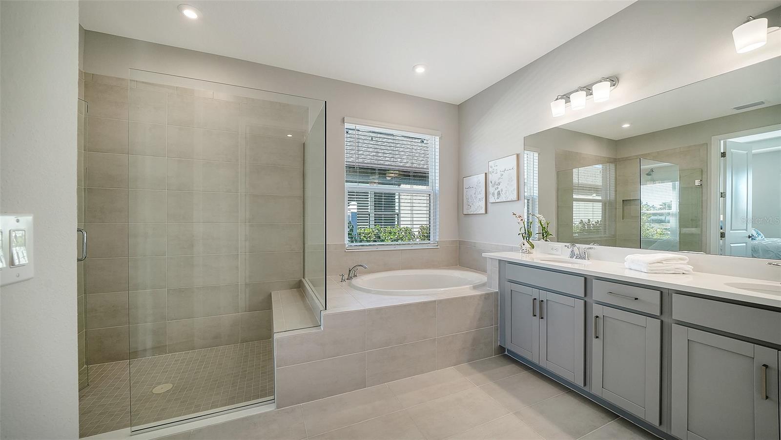 15312 SHADY PALMS LN