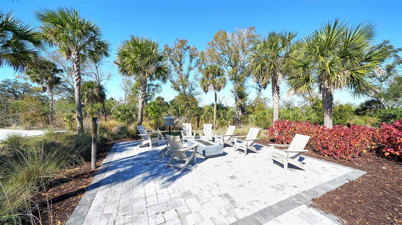 15312 SHADY PALMS LN