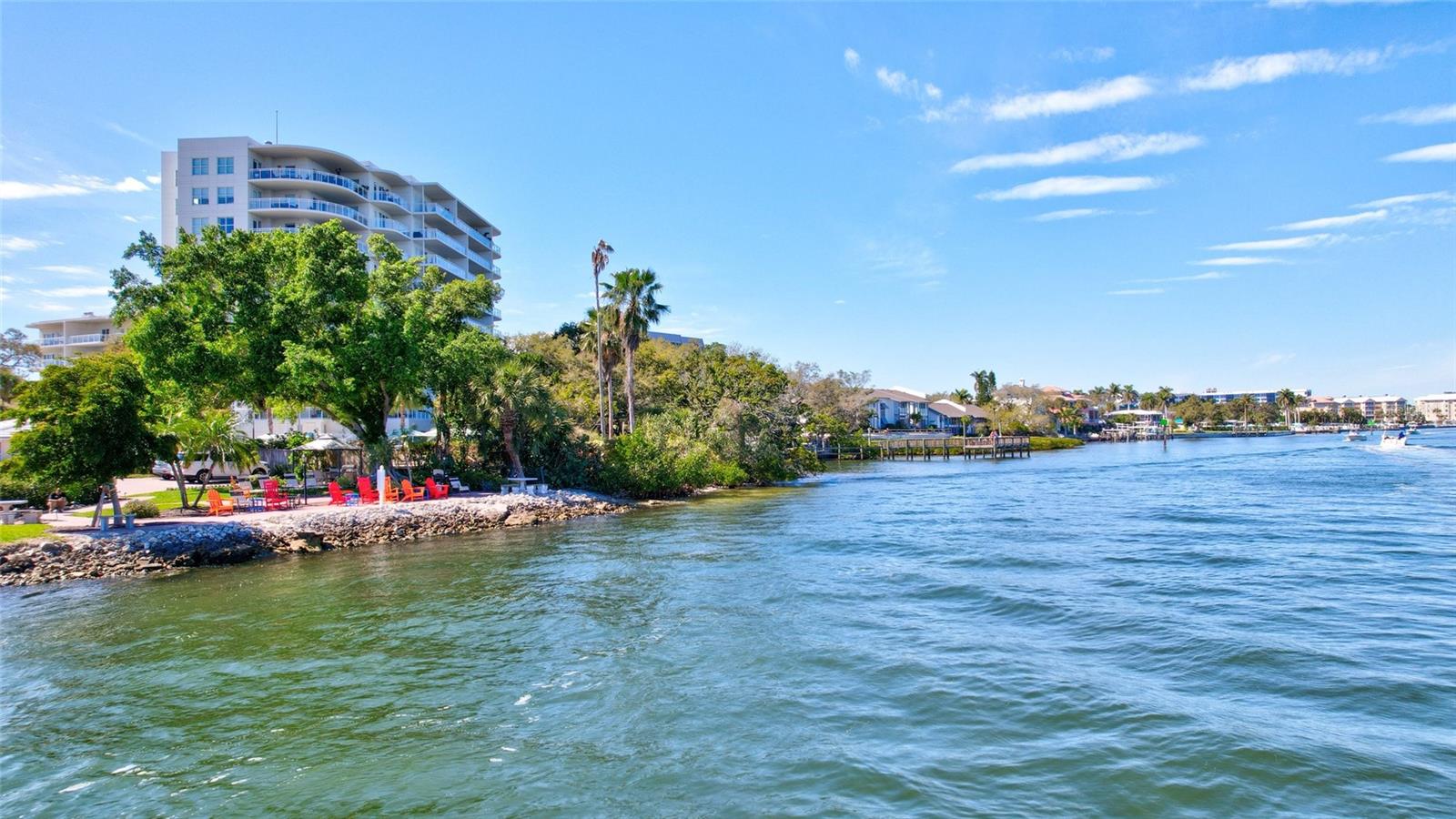 6140 MIDNIGHT PASS RD #401