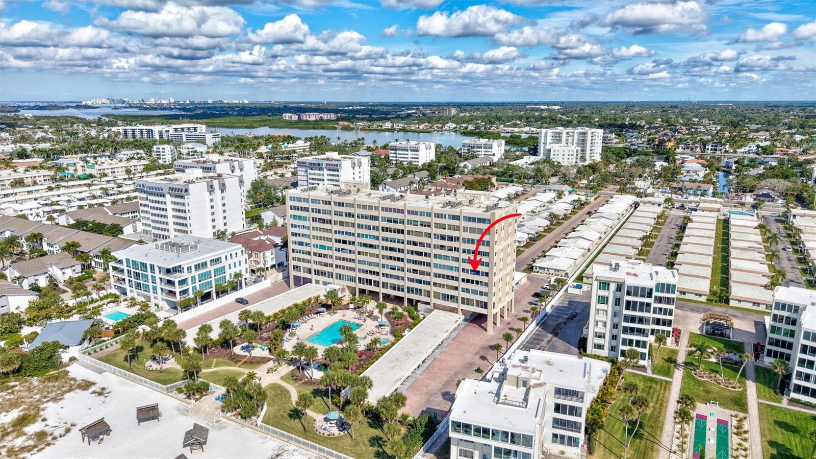 6140 MIDNIGHT PASS RD #401