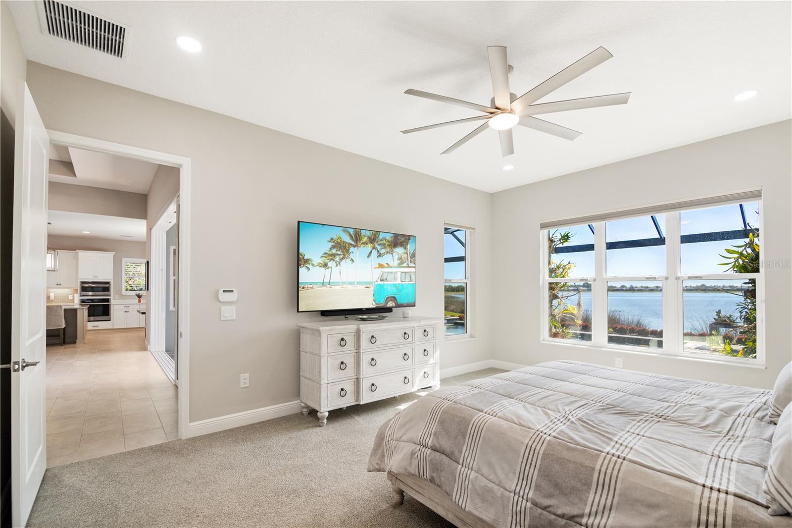 8083 WATERBEND TRL