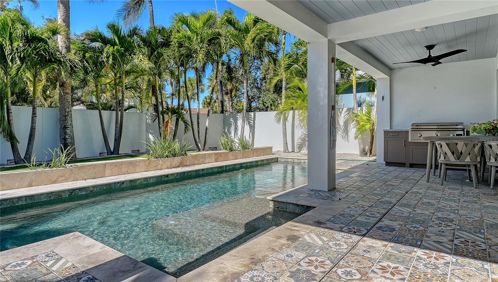 5263 AVENIDA DE CORTEZ