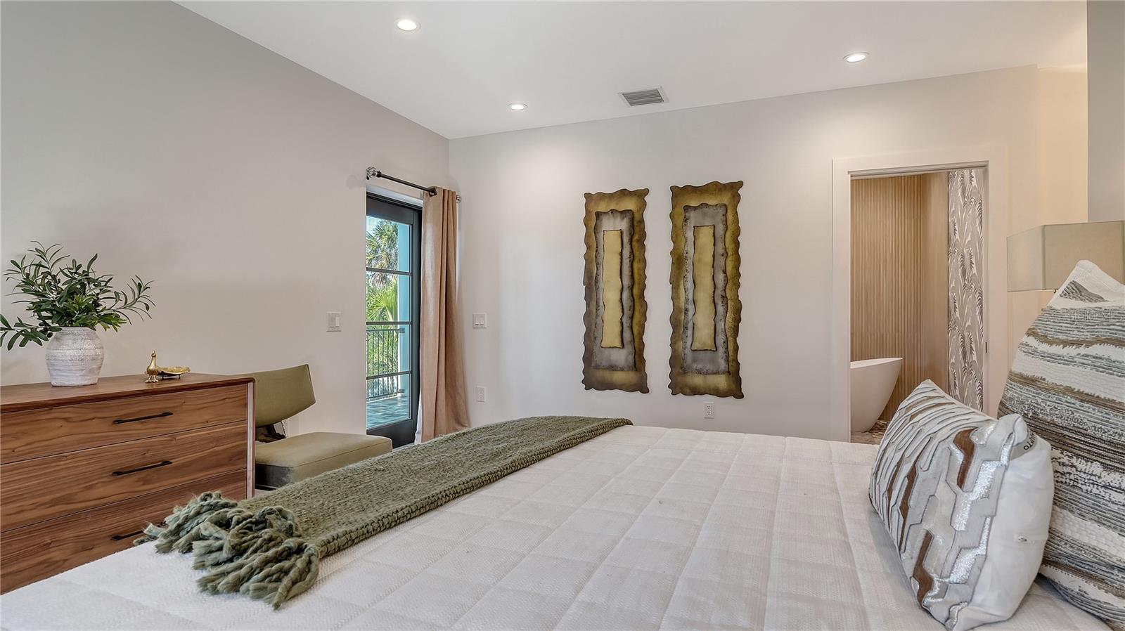 5263 AVENIDA DE CORTEZ