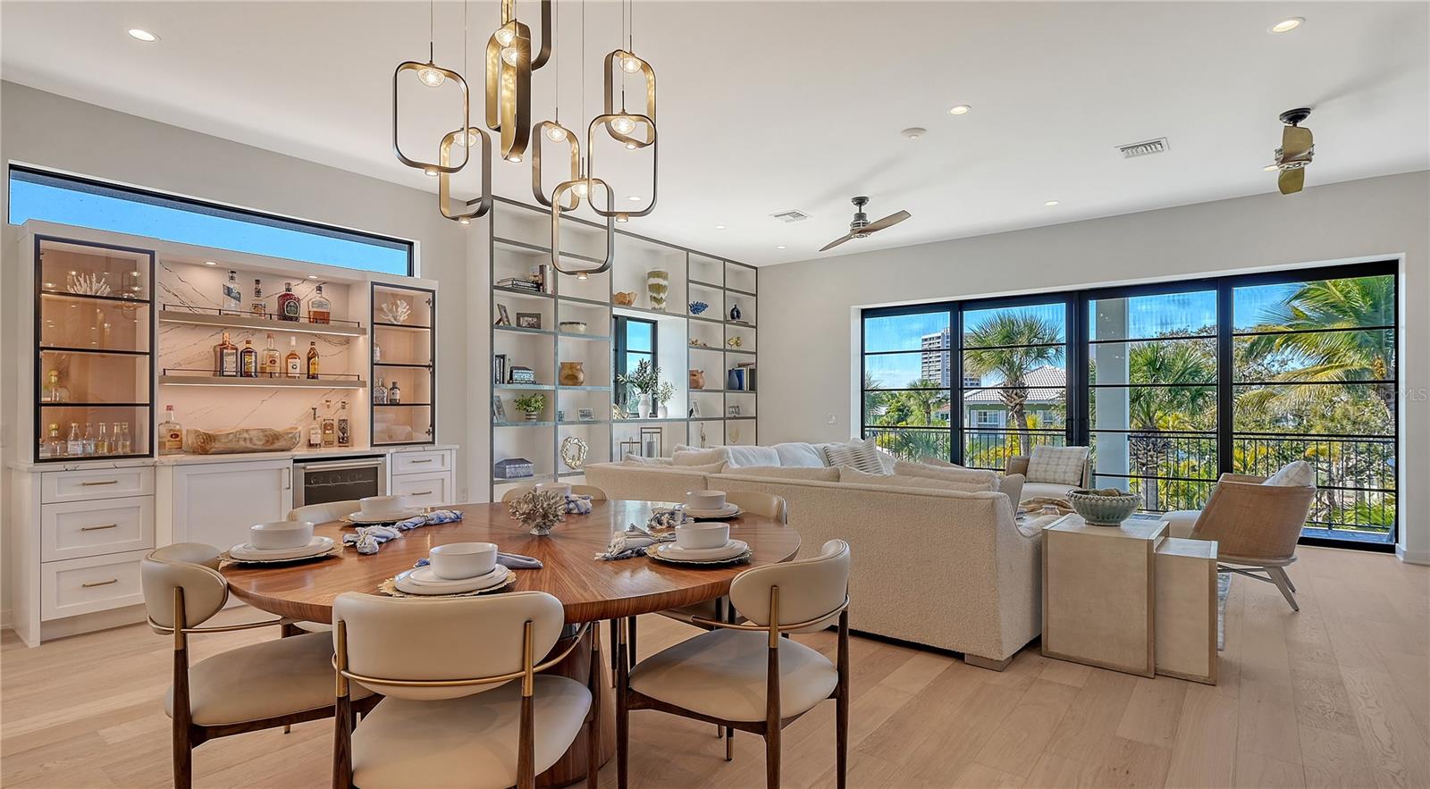 5263 AVENIDA DE CORTEZ