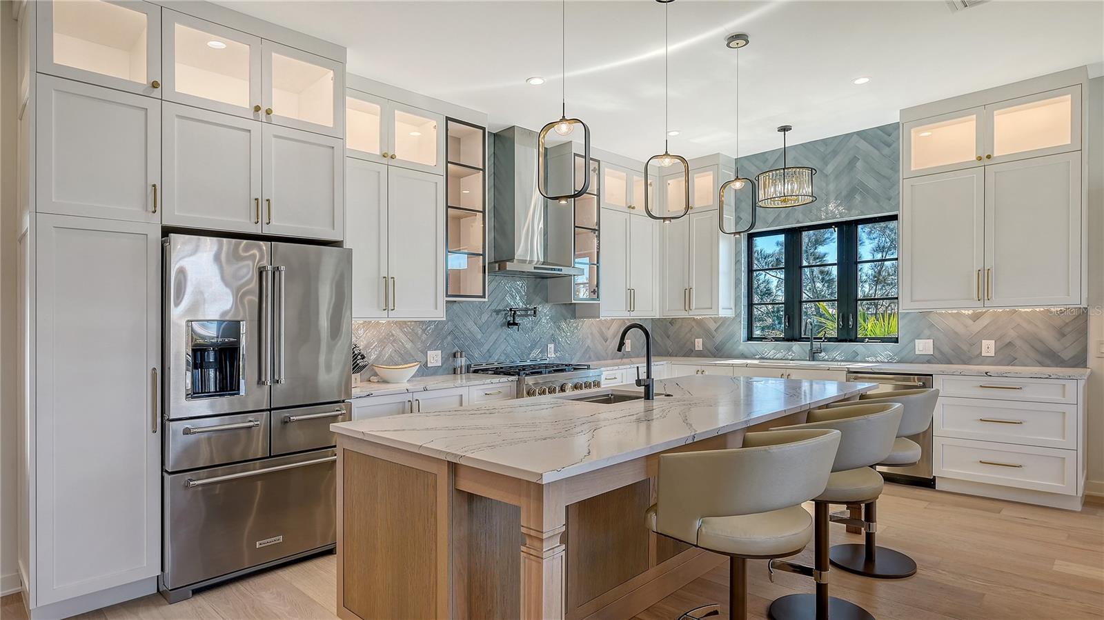 5263 AVENIDA DE CORTEZ