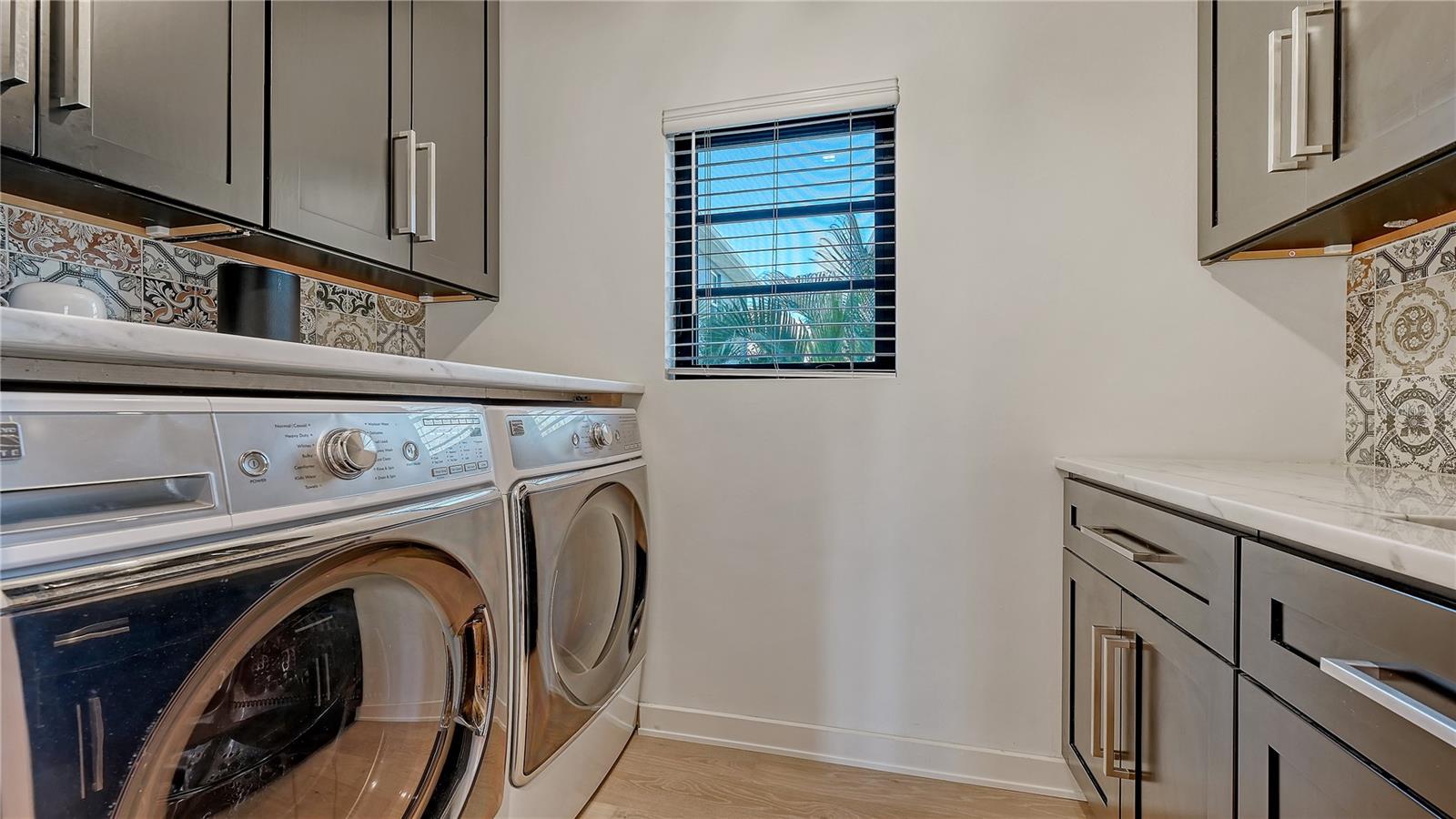 5263 AVENIDA DE CORTEZ