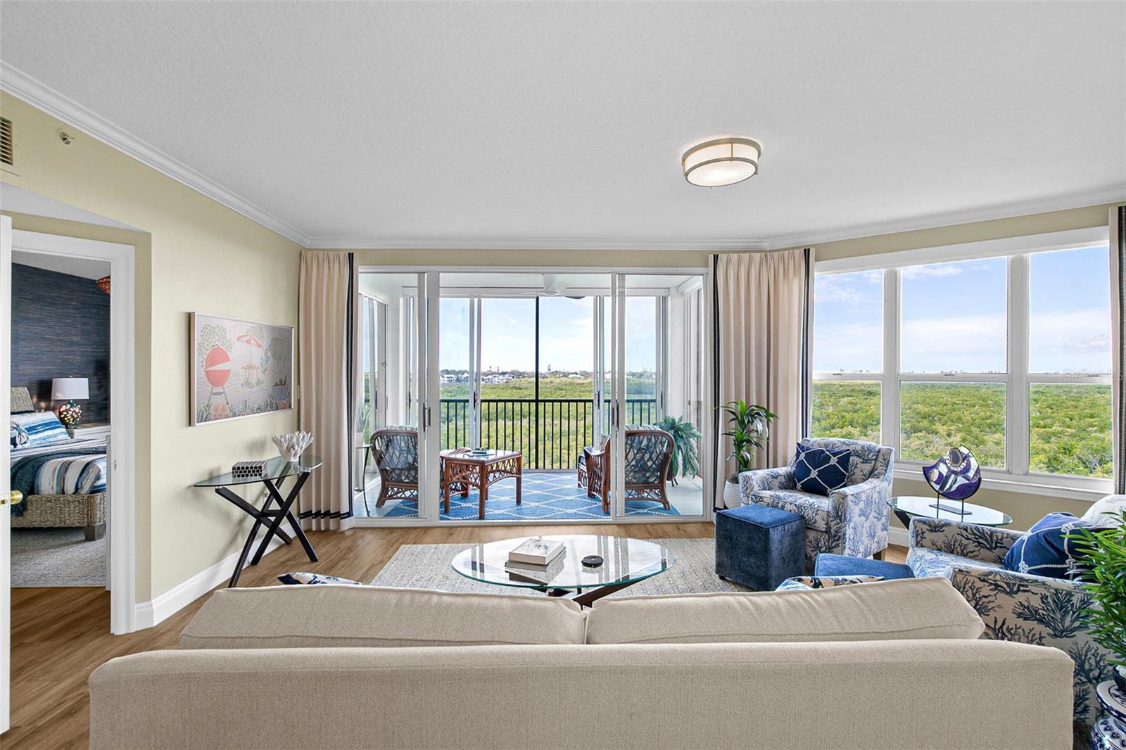 5420 EAGLES POINT CIR #304