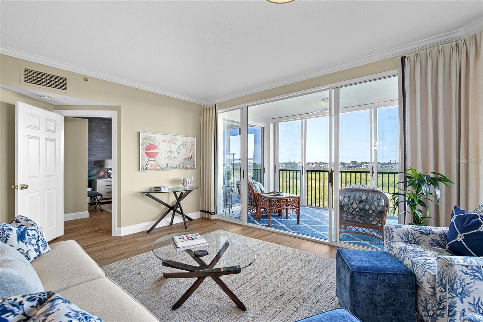 5420 EAGLES POINT CIR #304