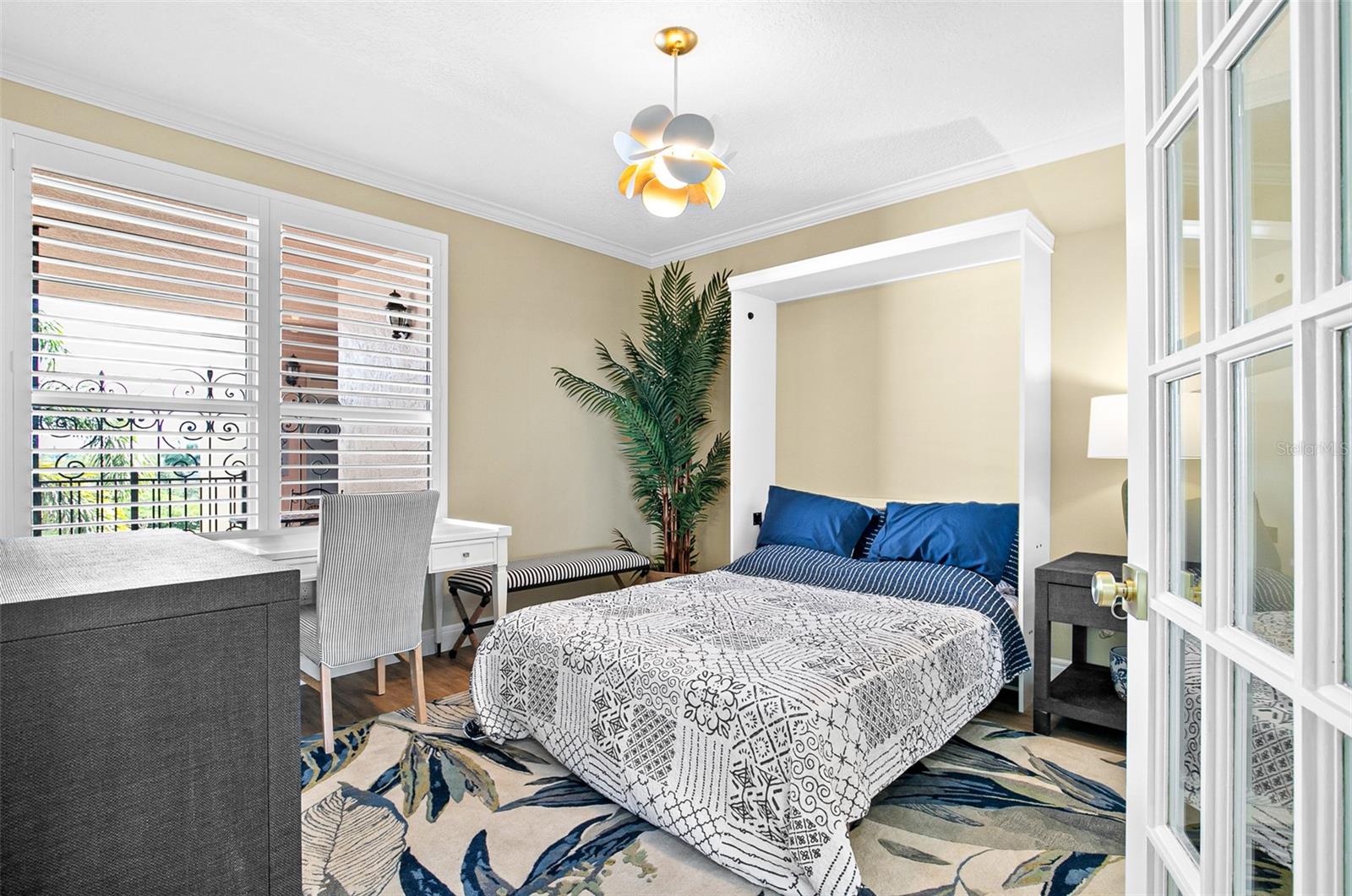 5420 EAGLES POINT CIR #304