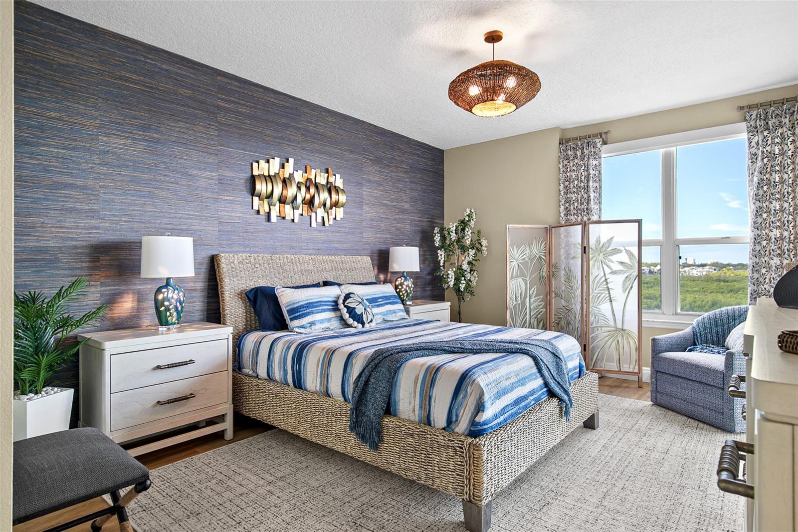 5420 EAGLES POINT CIR #304